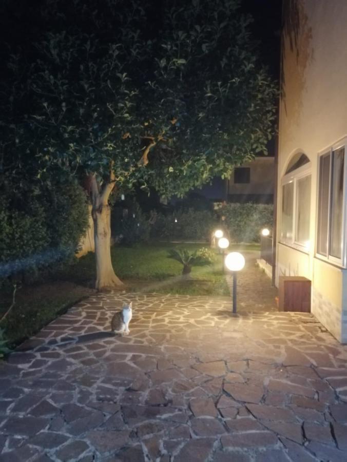 Villa Cavalluccio Marino Con Piscina Idromassaggio Карини Экстерьер фото