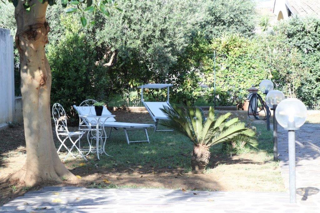 Villa Cavalluccio Marino Con Piscina Idromassaggio Карини Экстерьер фото